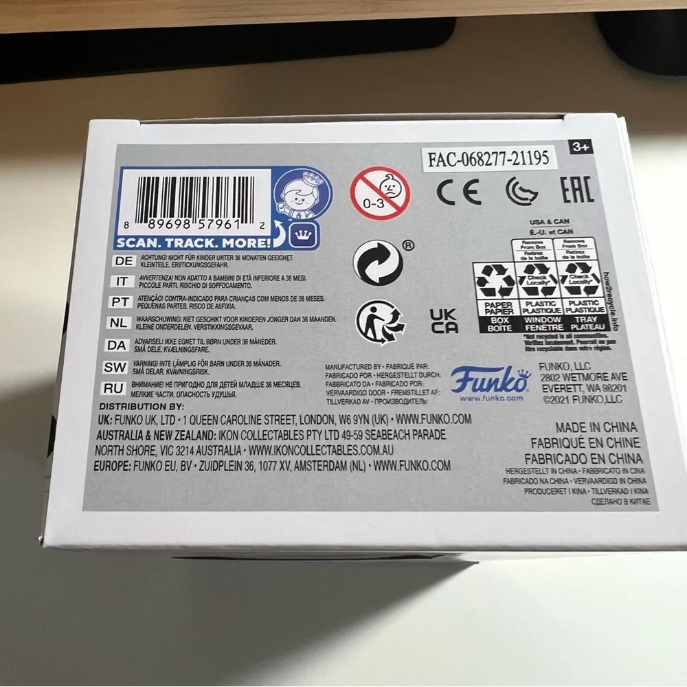 Funko POP! - DIY Santa Jack Skellington - 72 - NIB - Picture 5 of 10